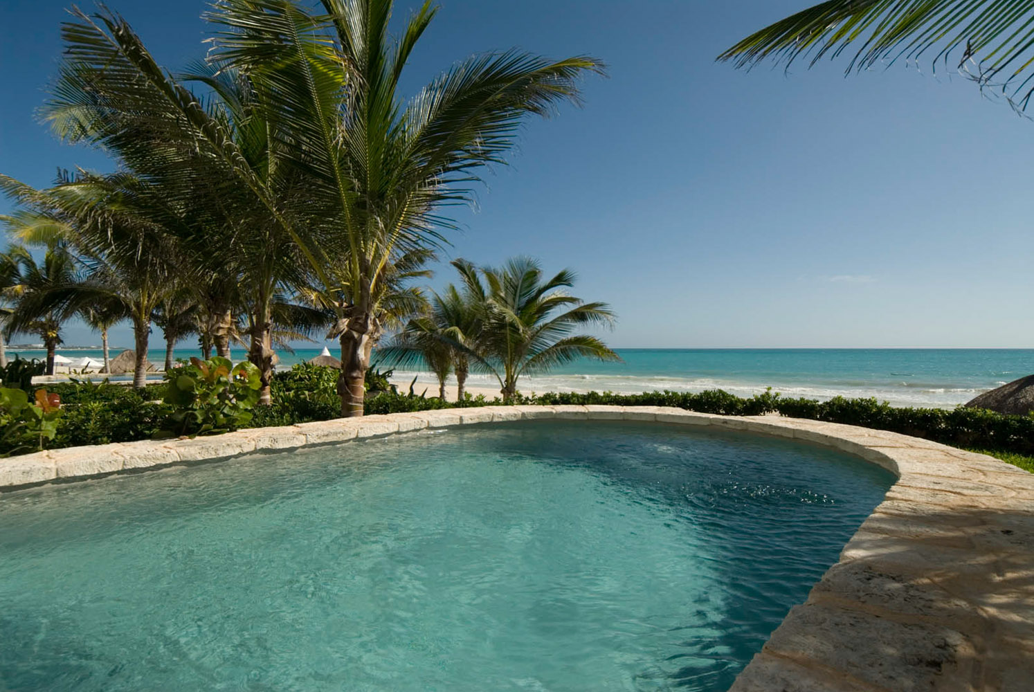 Kin Sol Soleil, Maroma